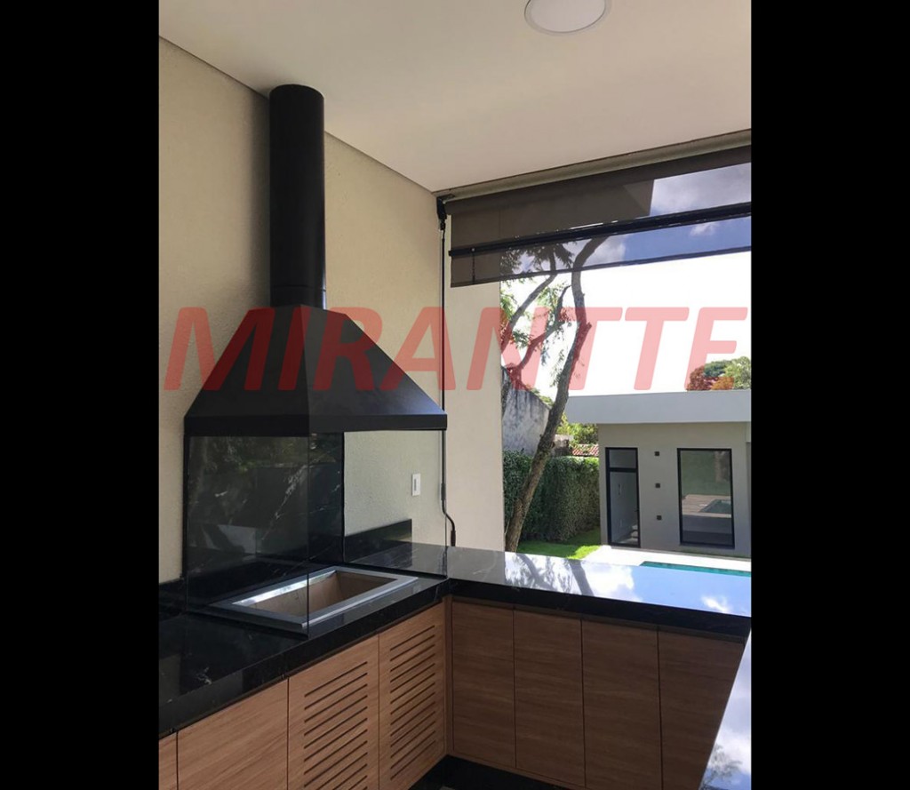 Casa terrea de 320m² com 3 quartos em Vila Itaici