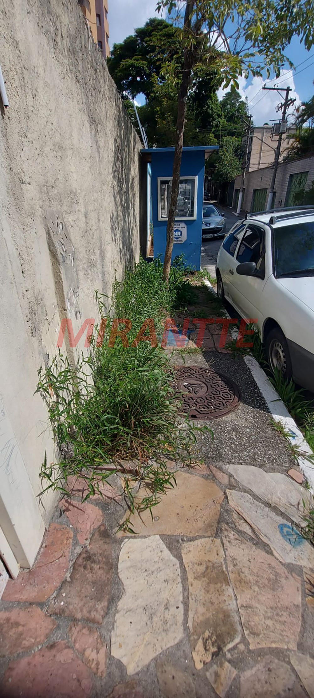 Terreno de 826m² em Jardim Floresta