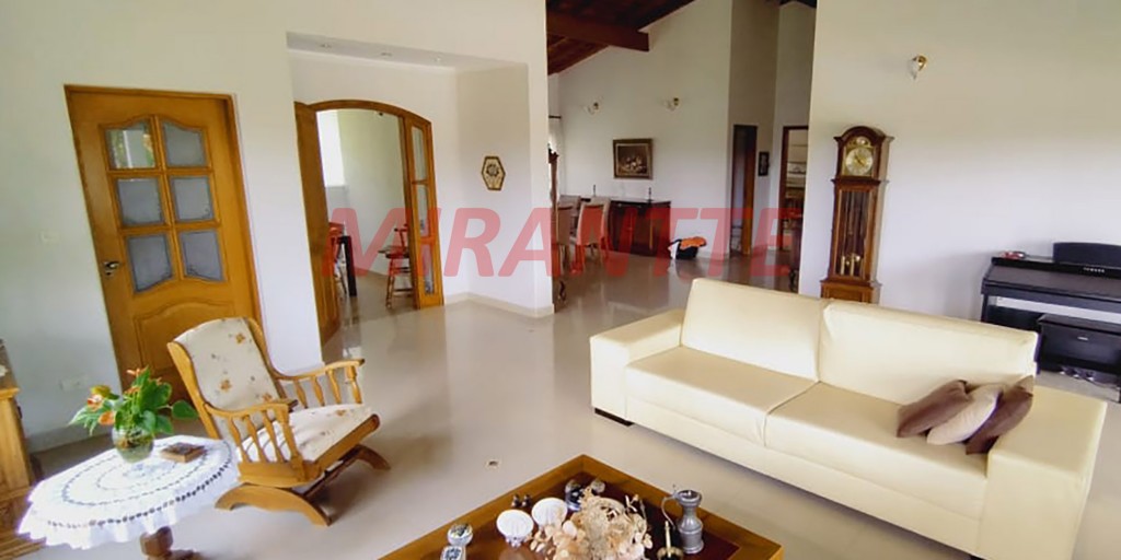 Casa terrea de 450m² com 4 quartos em Jardim Rosa Helena
