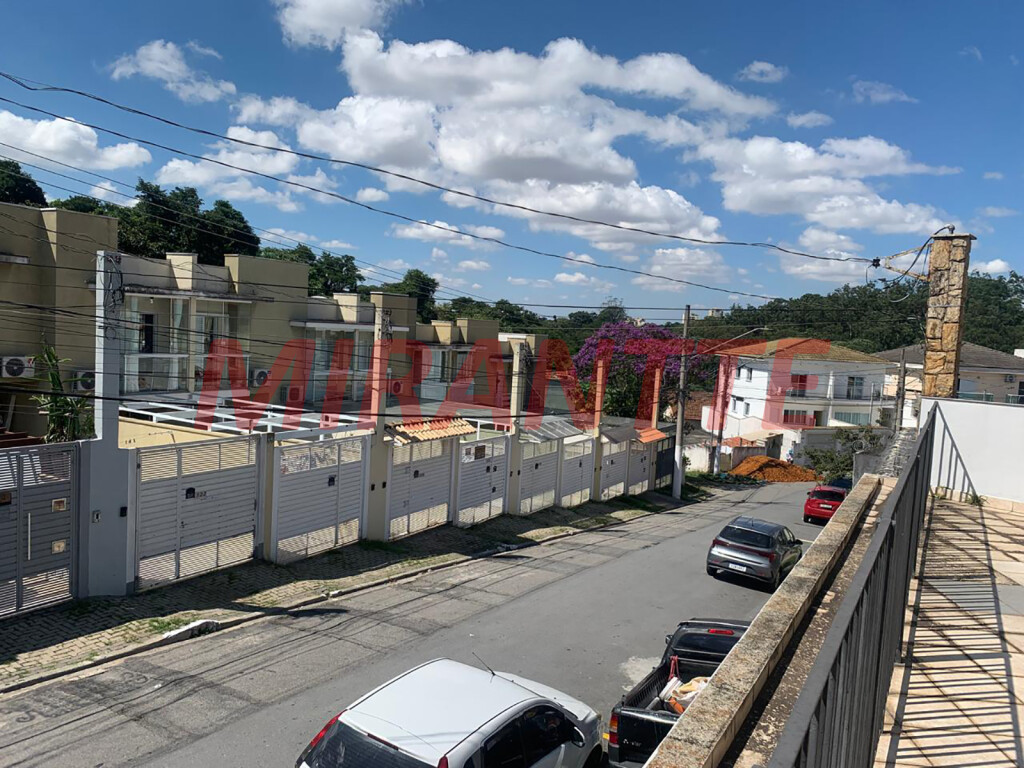 Casa terrea com 3 quartos em Vila Pedra Branca