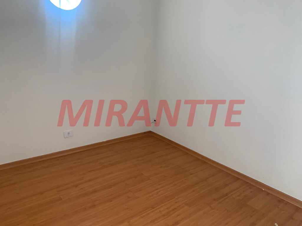 Casa terrea com 3 quartos em Vila Pedra Branca