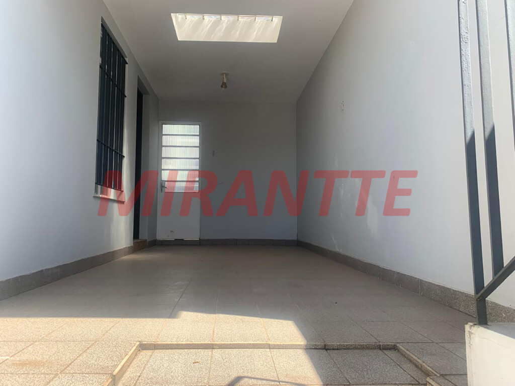 Casa terrea com 3 quartos em Vila Pedra Branca
