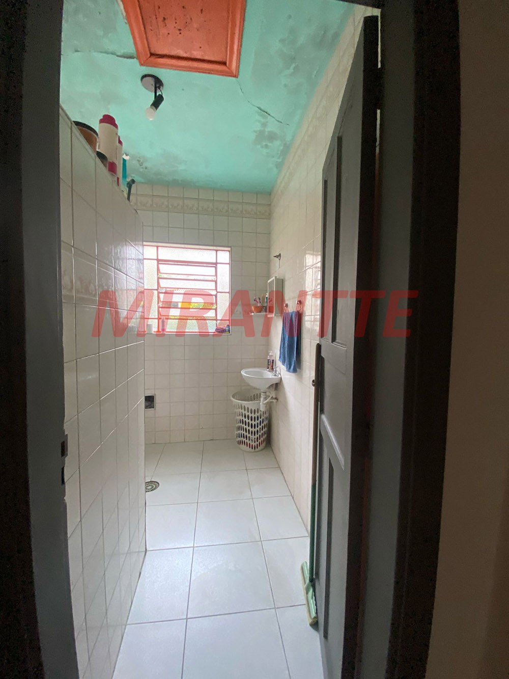 Sobrado de 102m² com 2 quartos em Água Fria