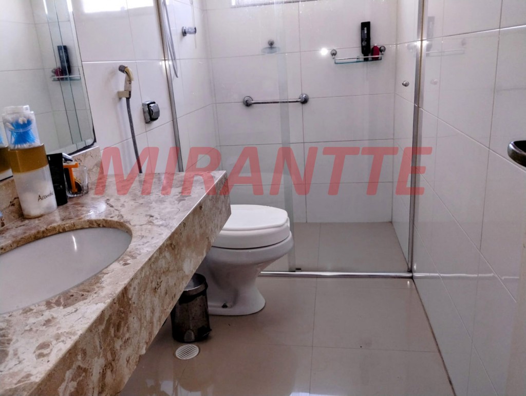 Sobrado de 172m² com 4 quartos em Vila Guilherme