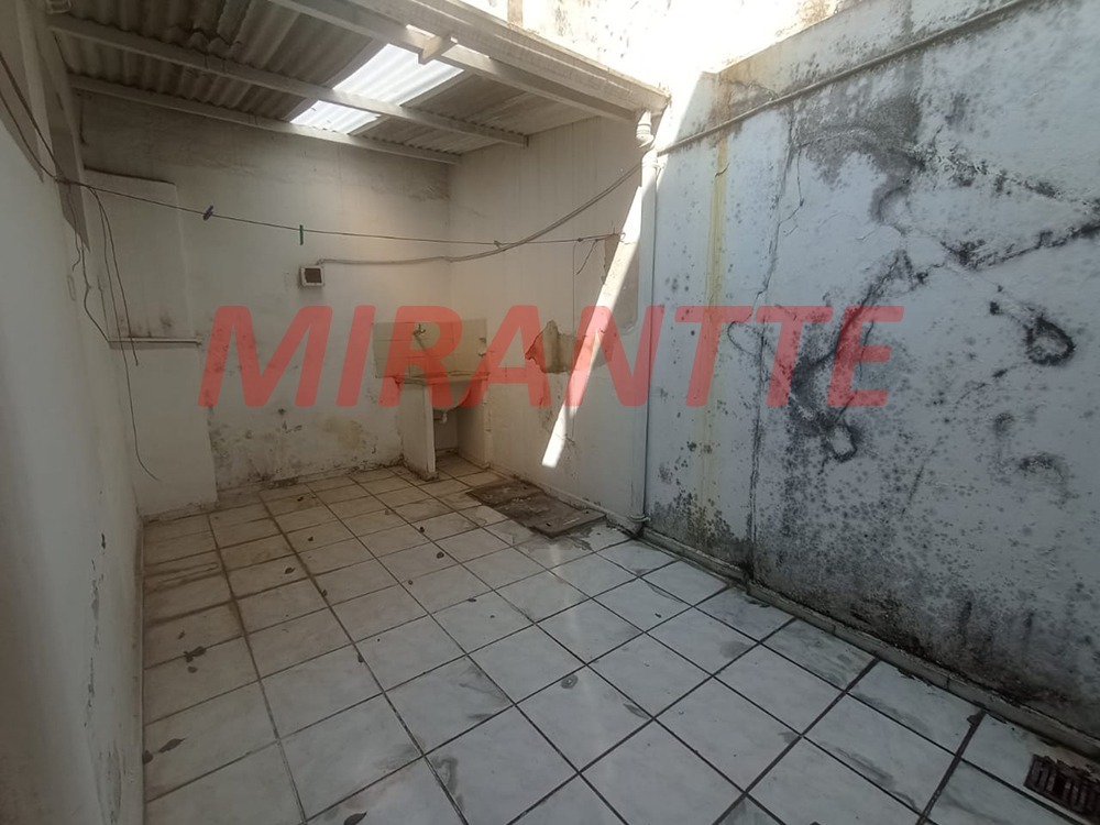 Sobrado de 107m² com 2 quartos em Santana