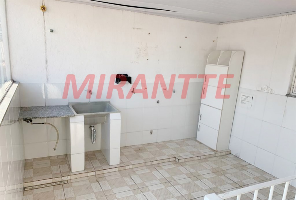 Comercial de 800m² em Santana