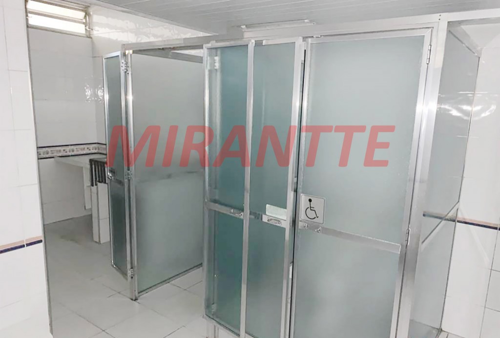 Comercial de 800m² em Santana