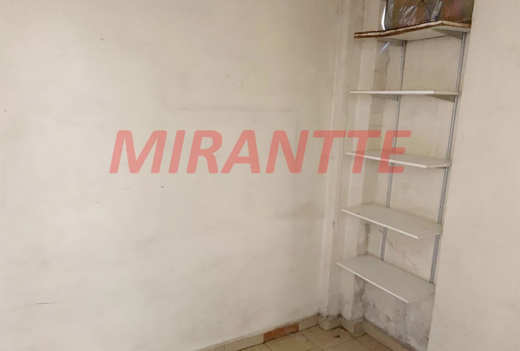 Comercial de 800m² em Santana