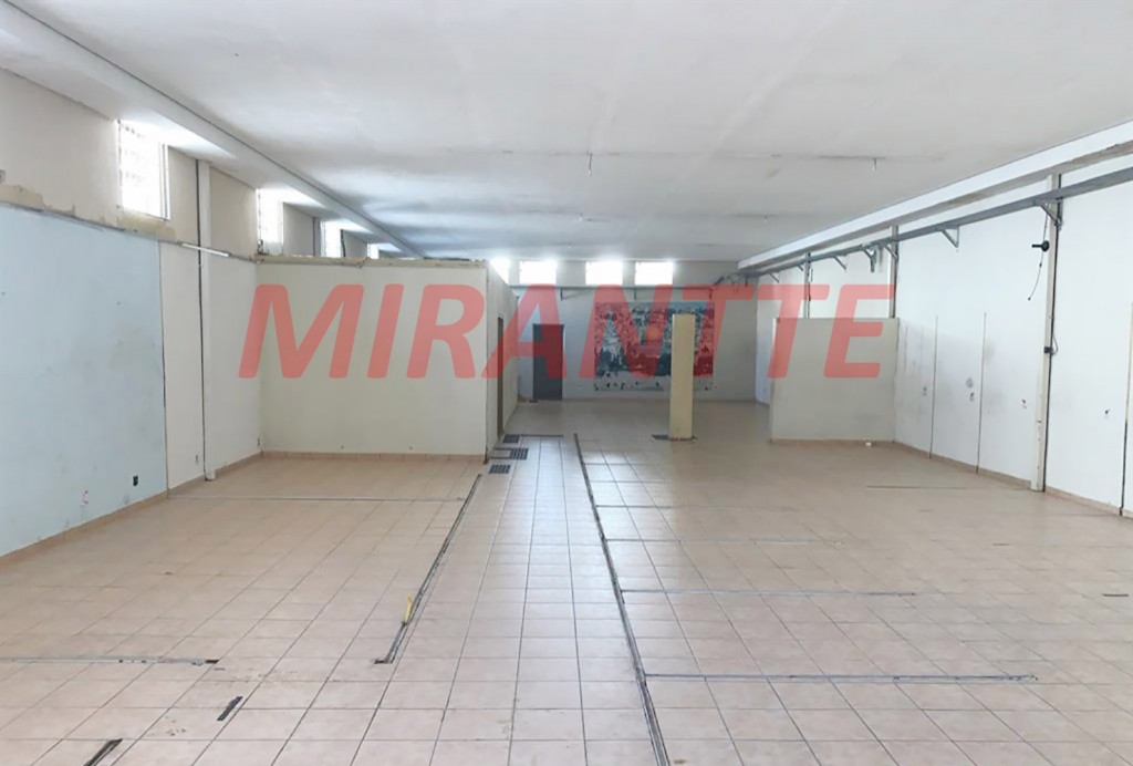 Comercial de 800m² em Santana
