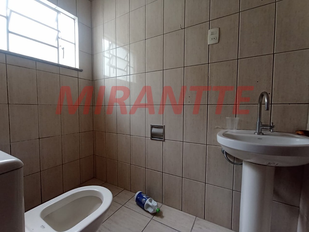 Sobrado de 179m² com 3 quartos em Santana