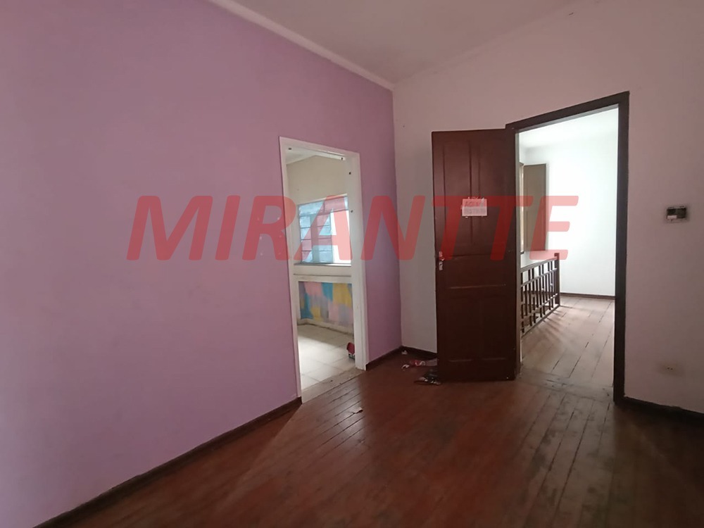 Sobrado de 179m² com 3 quartos em Santana