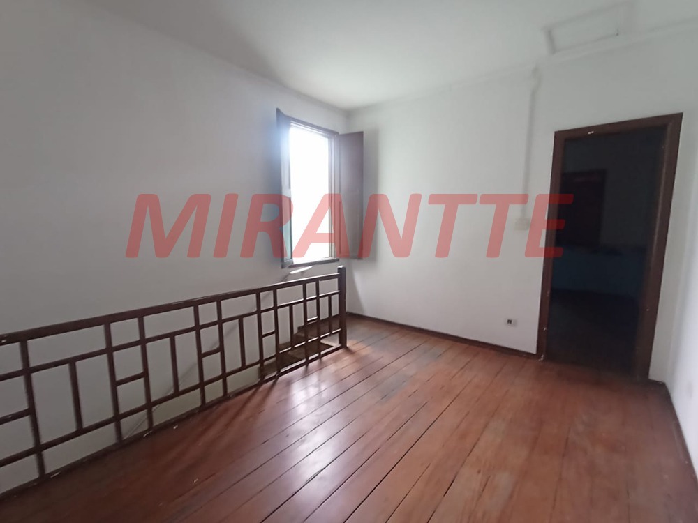 Sobrado de 179m² com 3 quartos em Santana
