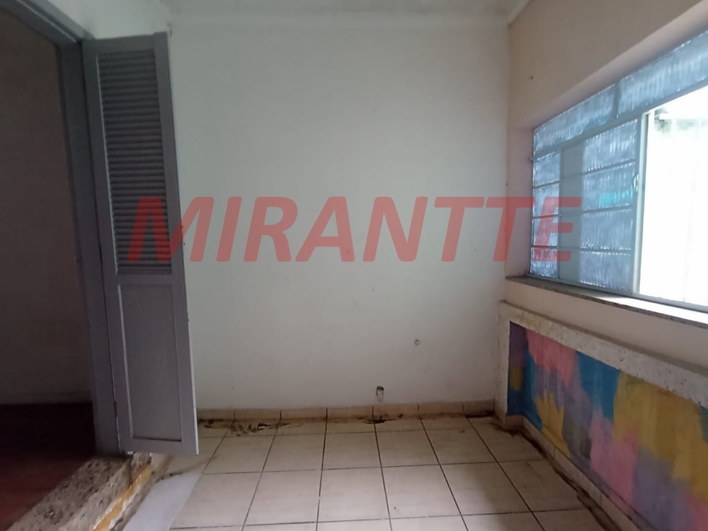 Sobrado de 179m² com 3 quartos em Santana