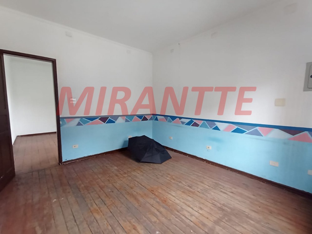 Sobrado de 179m² com 3 quartos em Santana