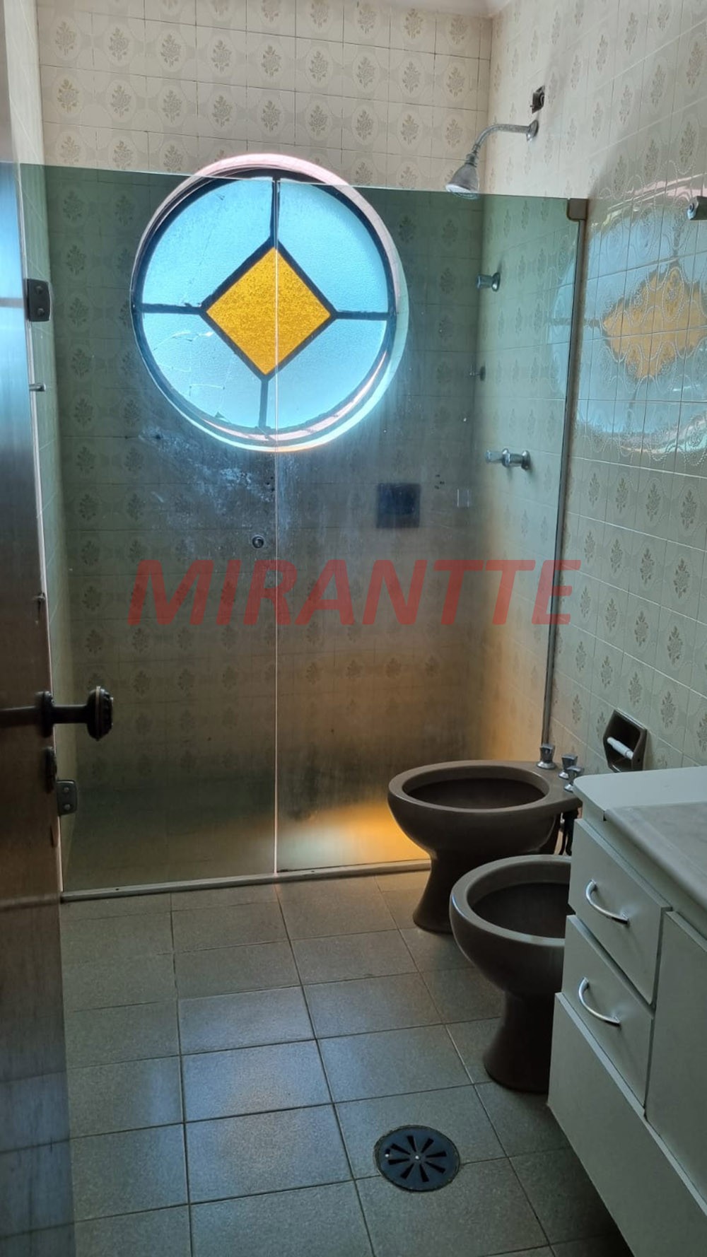 Sobrado de 254m² com 3 quartos em Vila Maria Alta