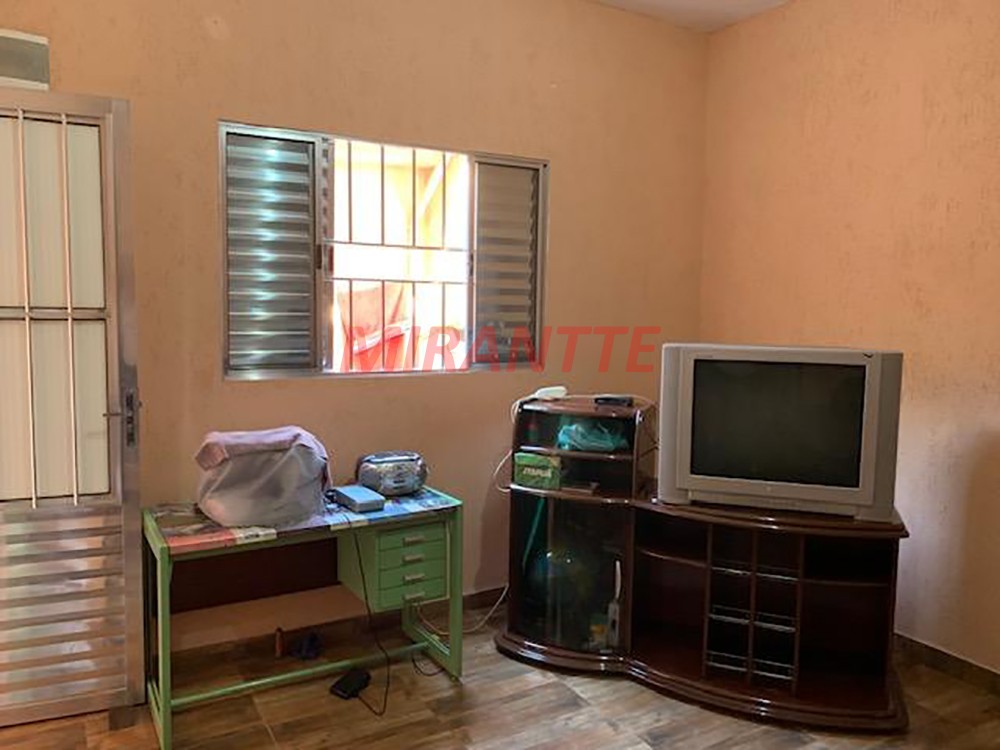 Comercial de 174m² em Imirim