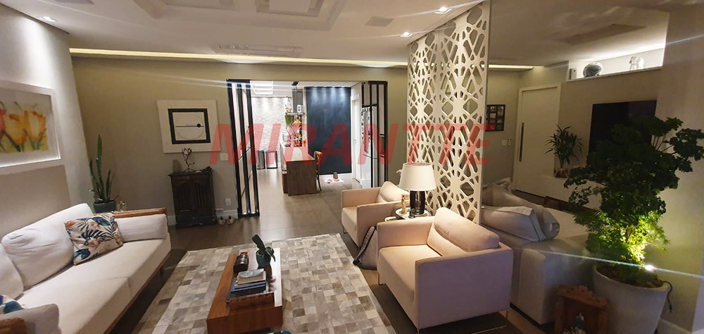 Apartamento de 134m² com 3 quartos em Vila Anastacio