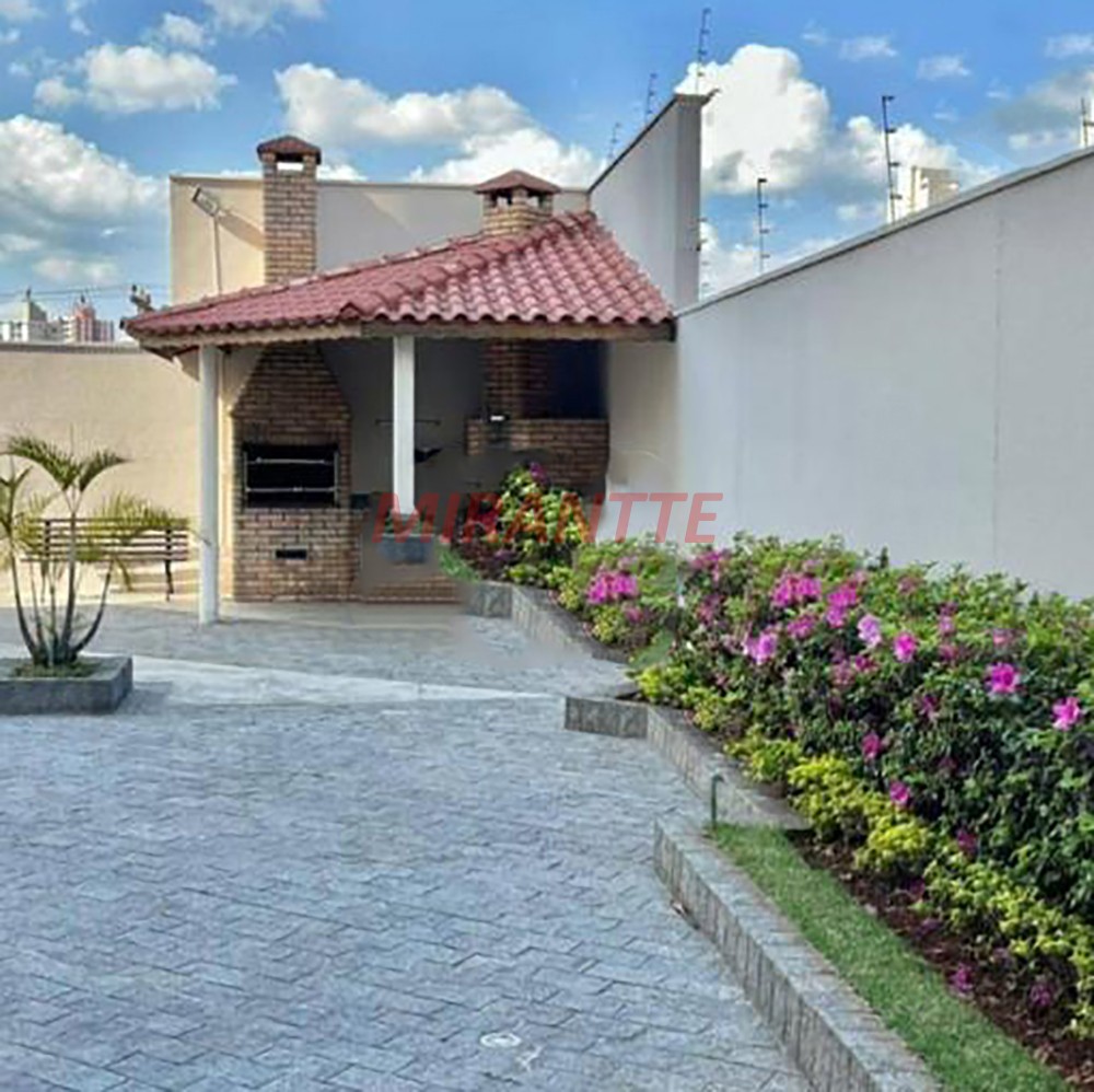 Apartamento de 60m² com 2 quartos em Santa Teresinha