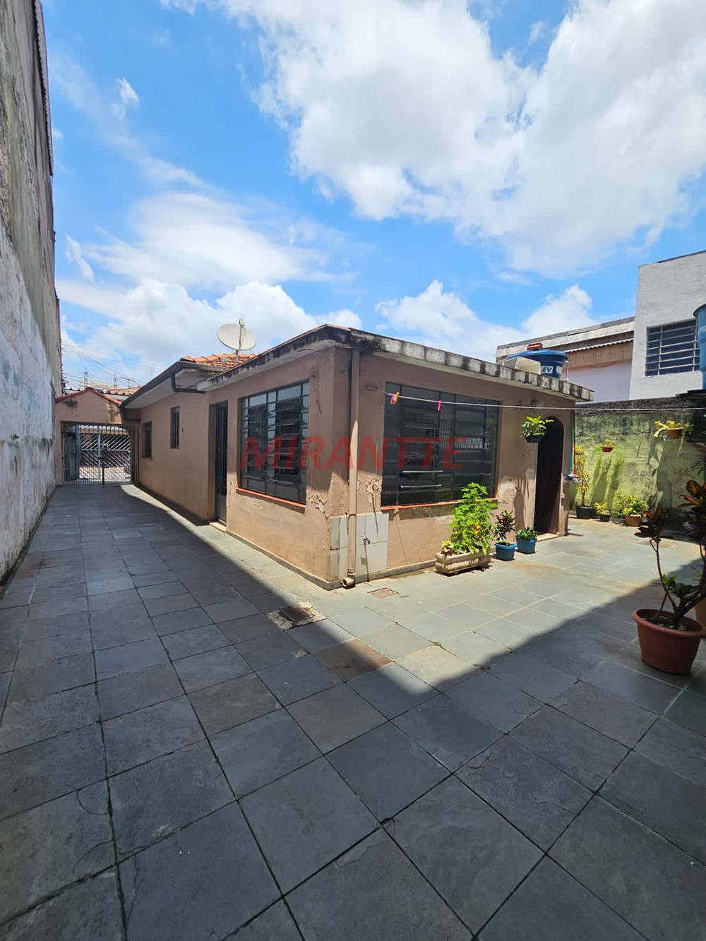 Casa terrea de 10m² em Vila Saiago