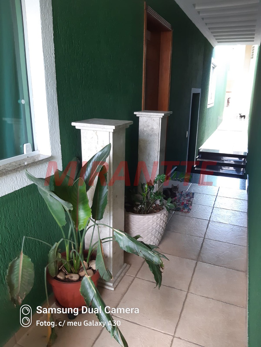 Sobrado de 265.61m² com 4 quartos em Vila Capitão Rabelo
