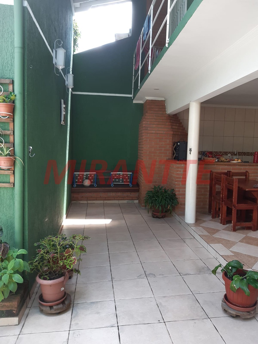 Sobrado de 265.61m² com 4 quartos em Vila Capitão Rabelo