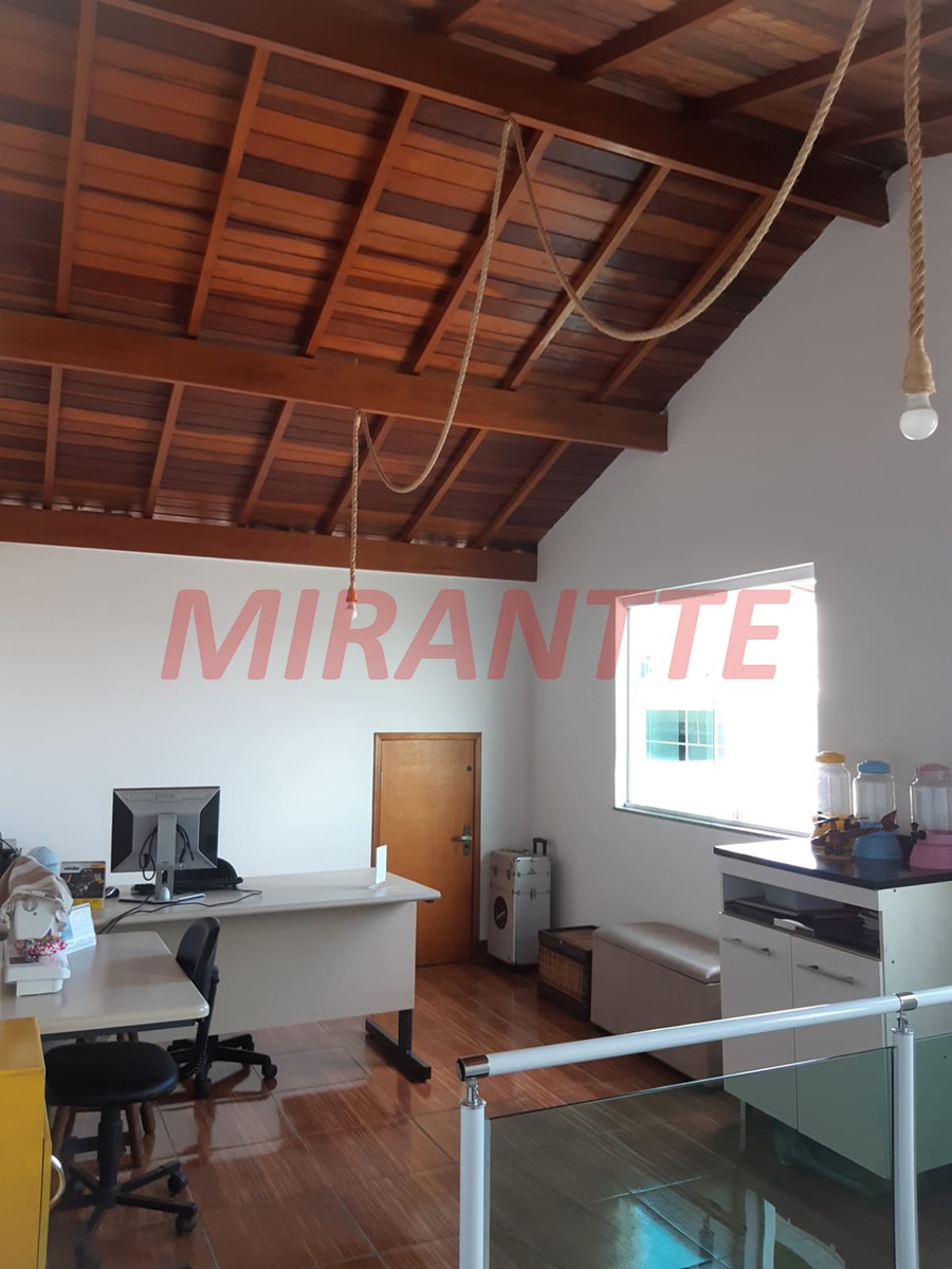 Sobrado de 265.61m² com 4 quartos em Vila Capitão Rabelo
