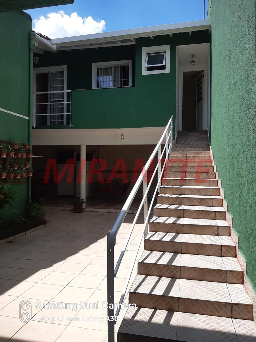 Sobrado de 265.61m² com 4 quartos em Vila Capitão Rabelo
