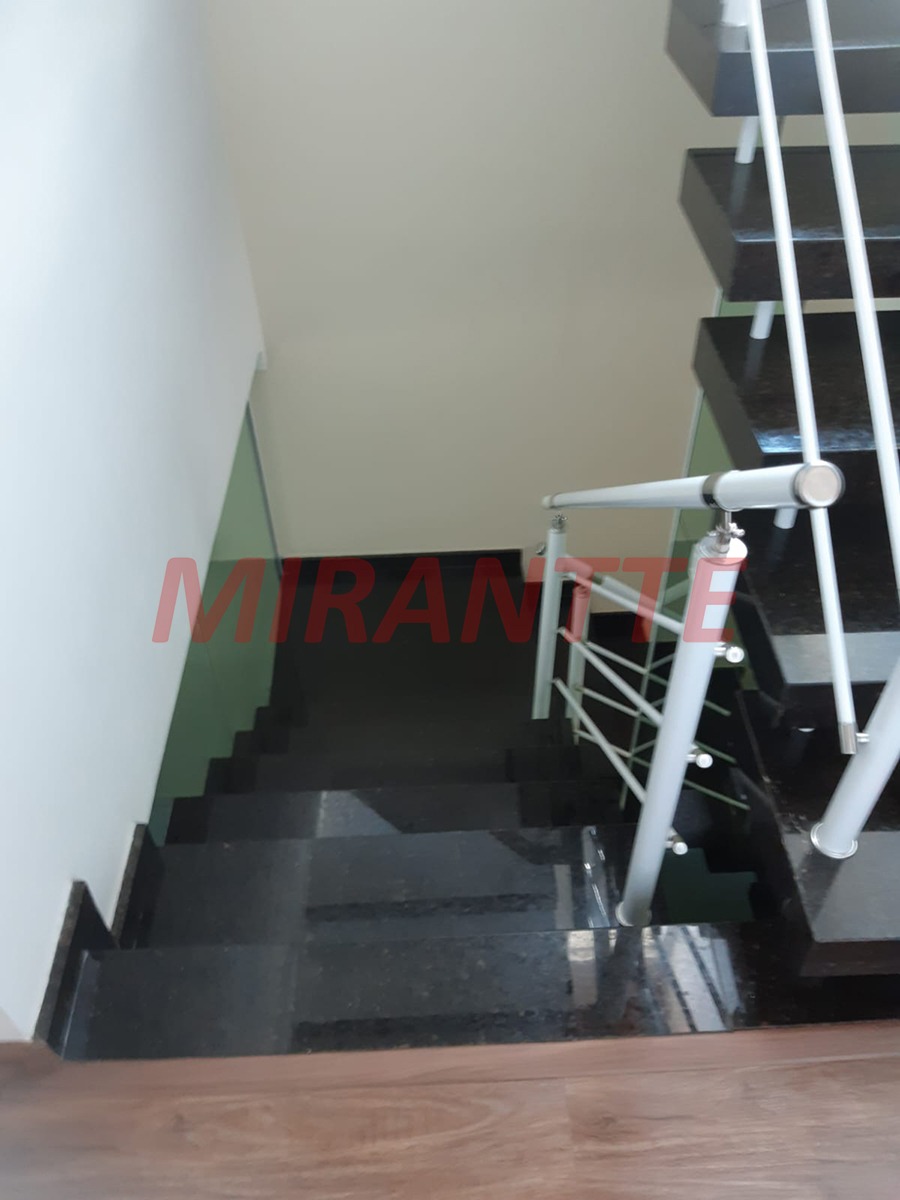 Sobrado de 265.61m² com 4 quartos em Vila Capitão Rabelo