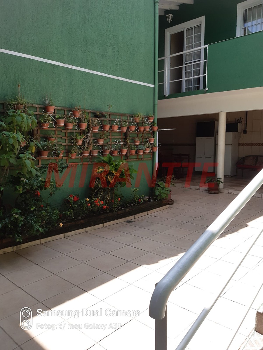 Sobrado de 265.61m² com 4 quartos em Vila Capitão Rabelo