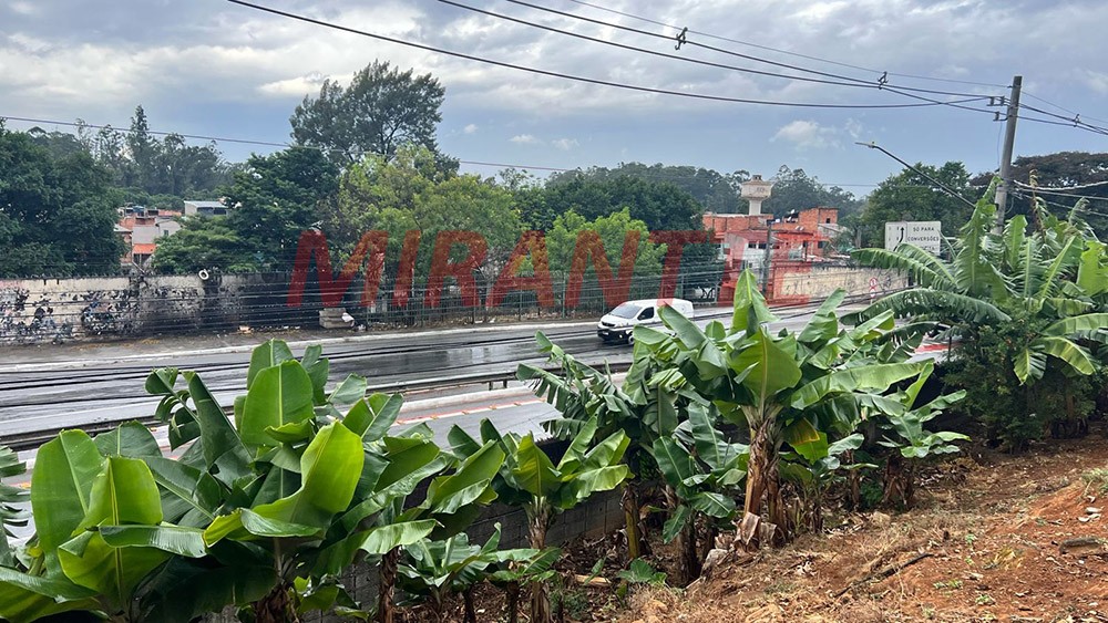 Terreno de 2128m² em Ermelino Matarazzo