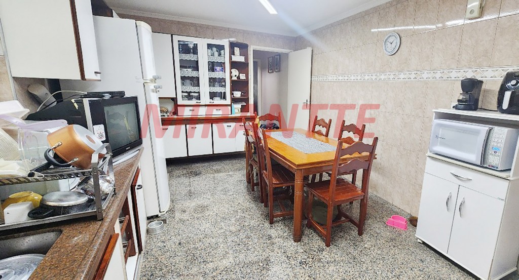 Sobrado de 142m² com 2 quartos em Vila Guilherme