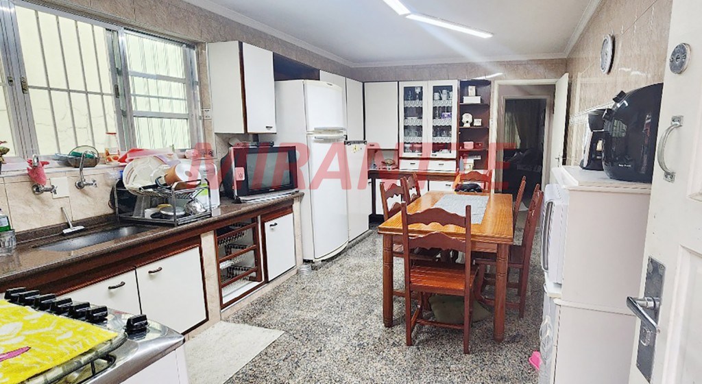 Sobrado de 142m² com 2 quartos em Vila Guilherme