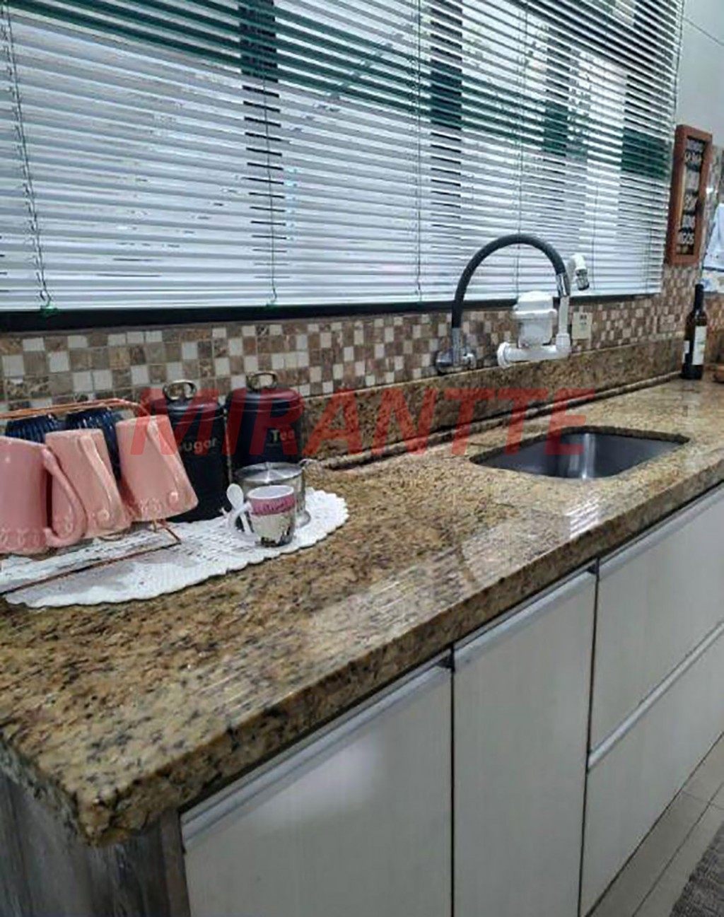 Sobrado de 125m² com 3 quartos em Parque Continental