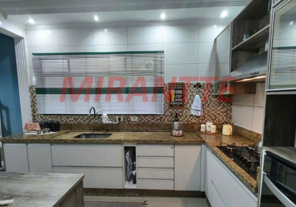 Sobrado de 125m² com 3 quartos em Parque Continental