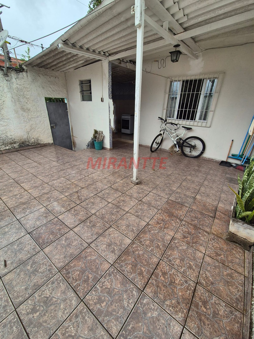 Casa terrea de 90m² com 3 quartos em Jaçana