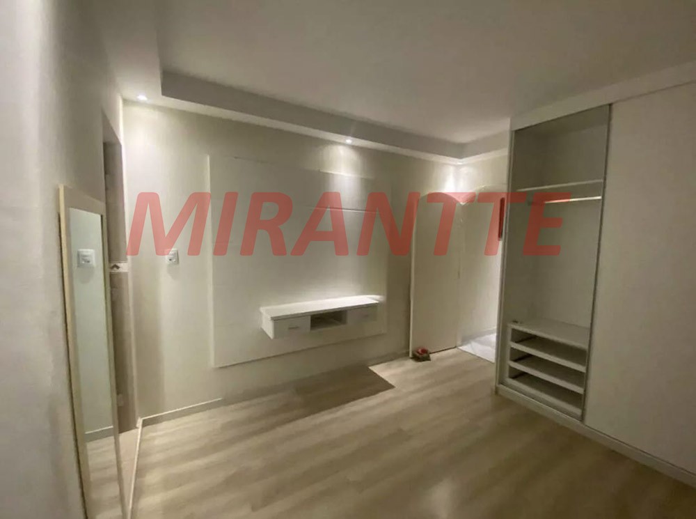 Sobrado de 220m² com 4 quartos em Vila Maria Alta