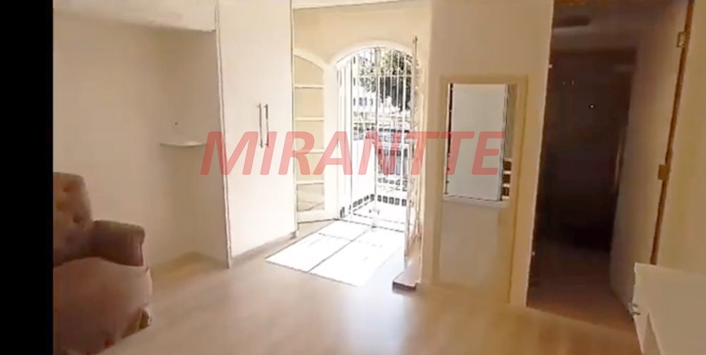 Sobrado de 220m² com 4 quartos em Vila Maria Alta