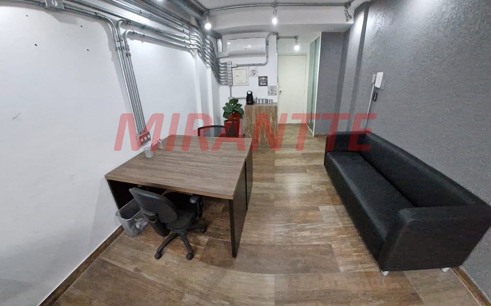 Conjunto comercial em Luz
