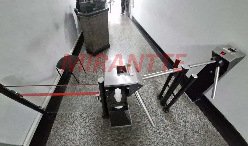 Conjunto comercial em Luz