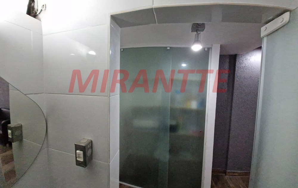 Conjunto comercial em Luz