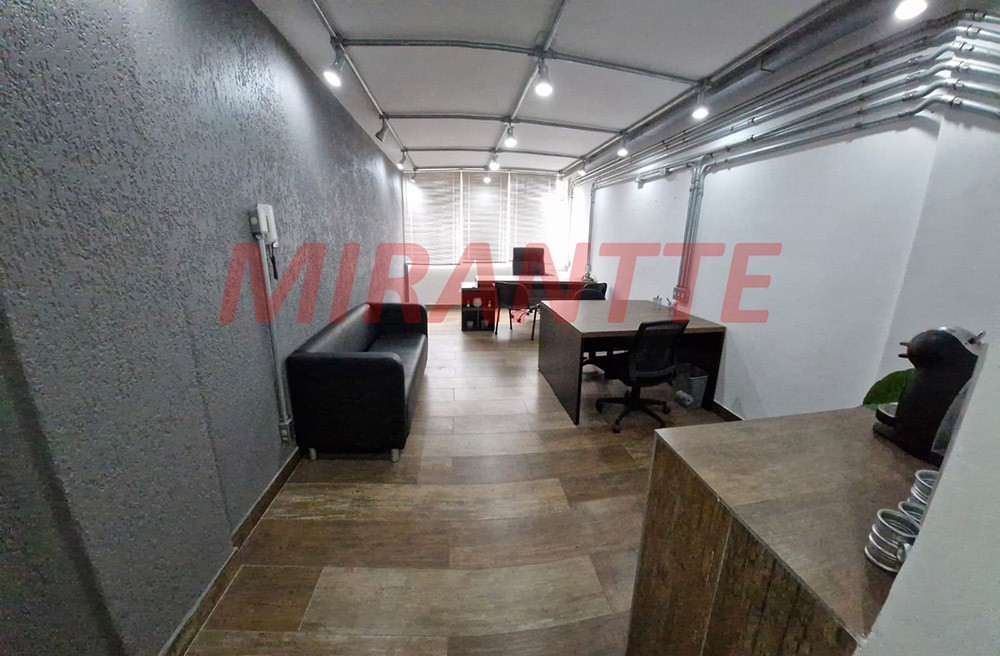 Conjunto comercial em Luz