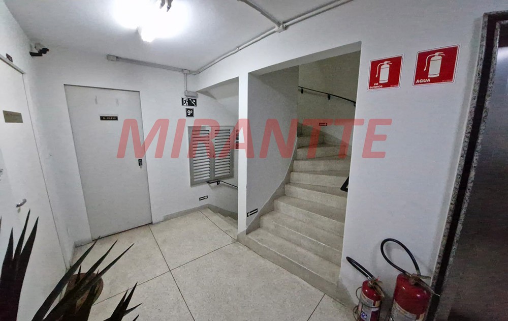 Conjunto comercial em Luz