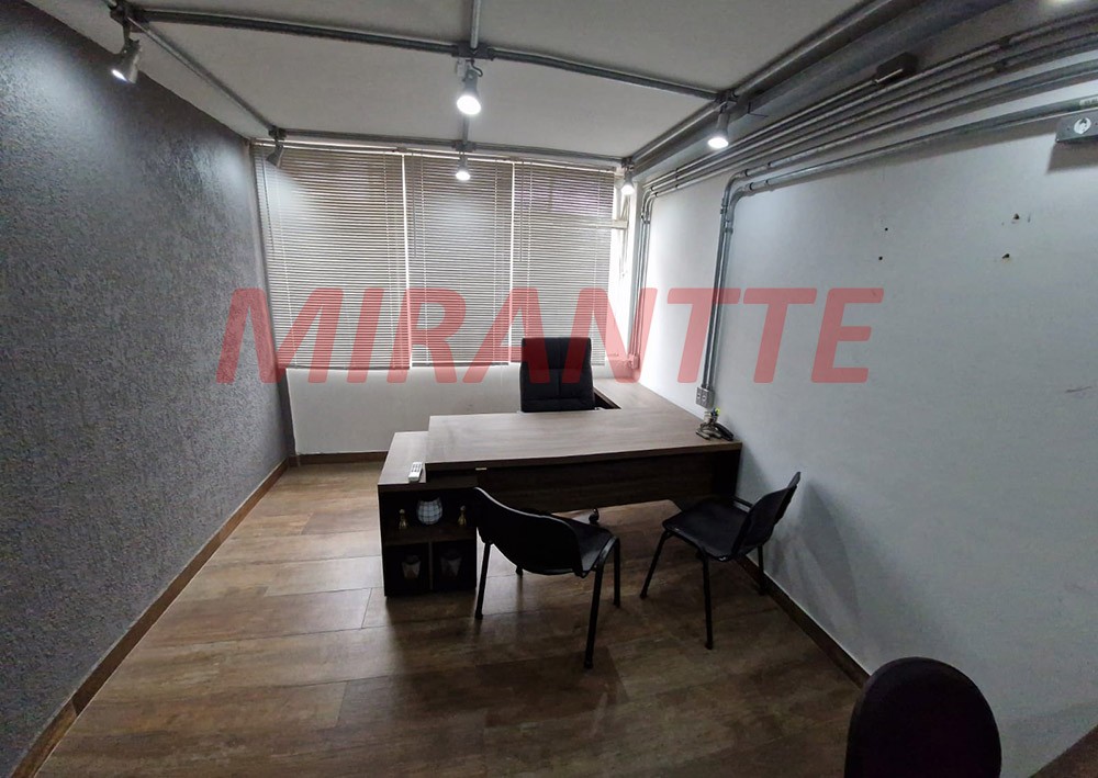 Conjunto comercial em Luz
