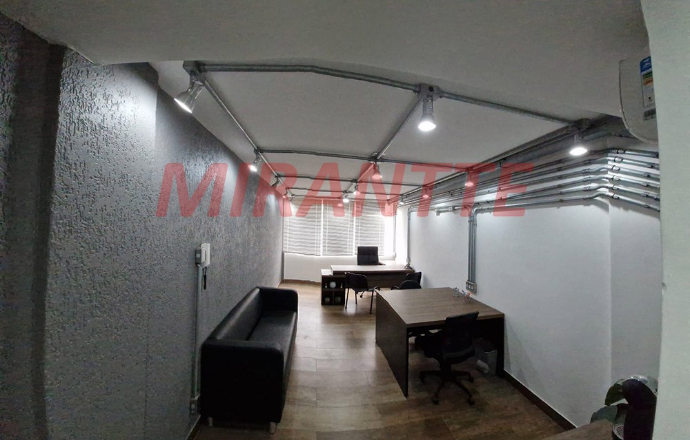 Conjunto comercial em Luz