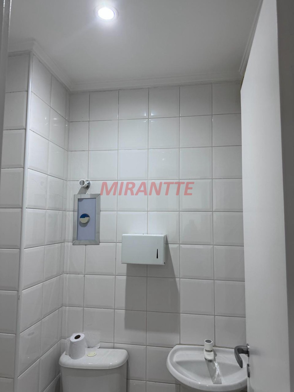 Conjunto comercial de 38m² em Água Fria