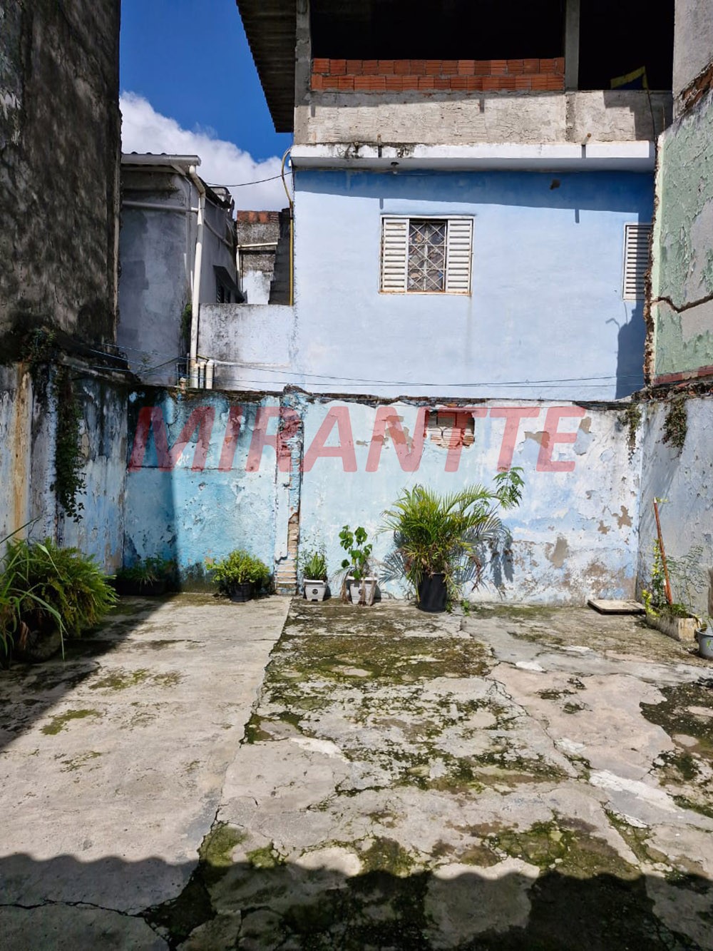 Terreno de 126m² em Vila Constança