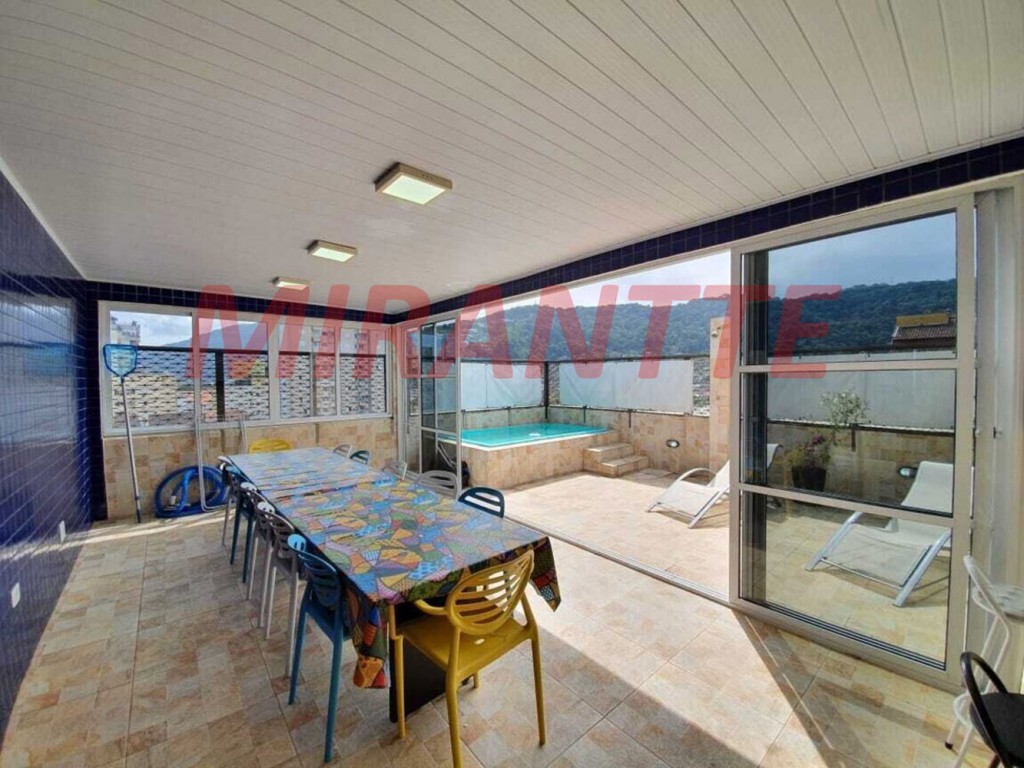 Cobertura de 160m² com 3 quartos em ENSEADA