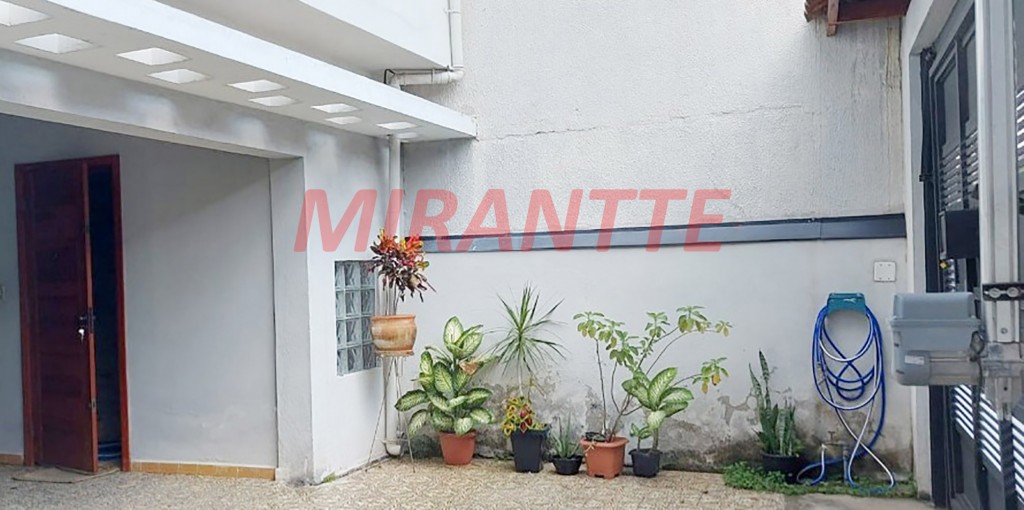 Casa terrea de 214m² com 2 quartos em Vila Buenos Aires