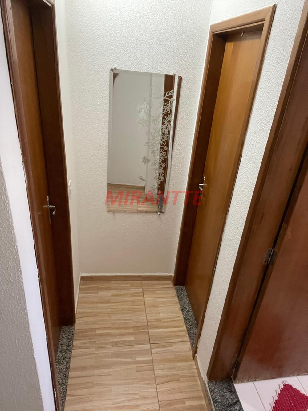 Cond. fechado com 2 quartos em Vila Nova Bonsucesso