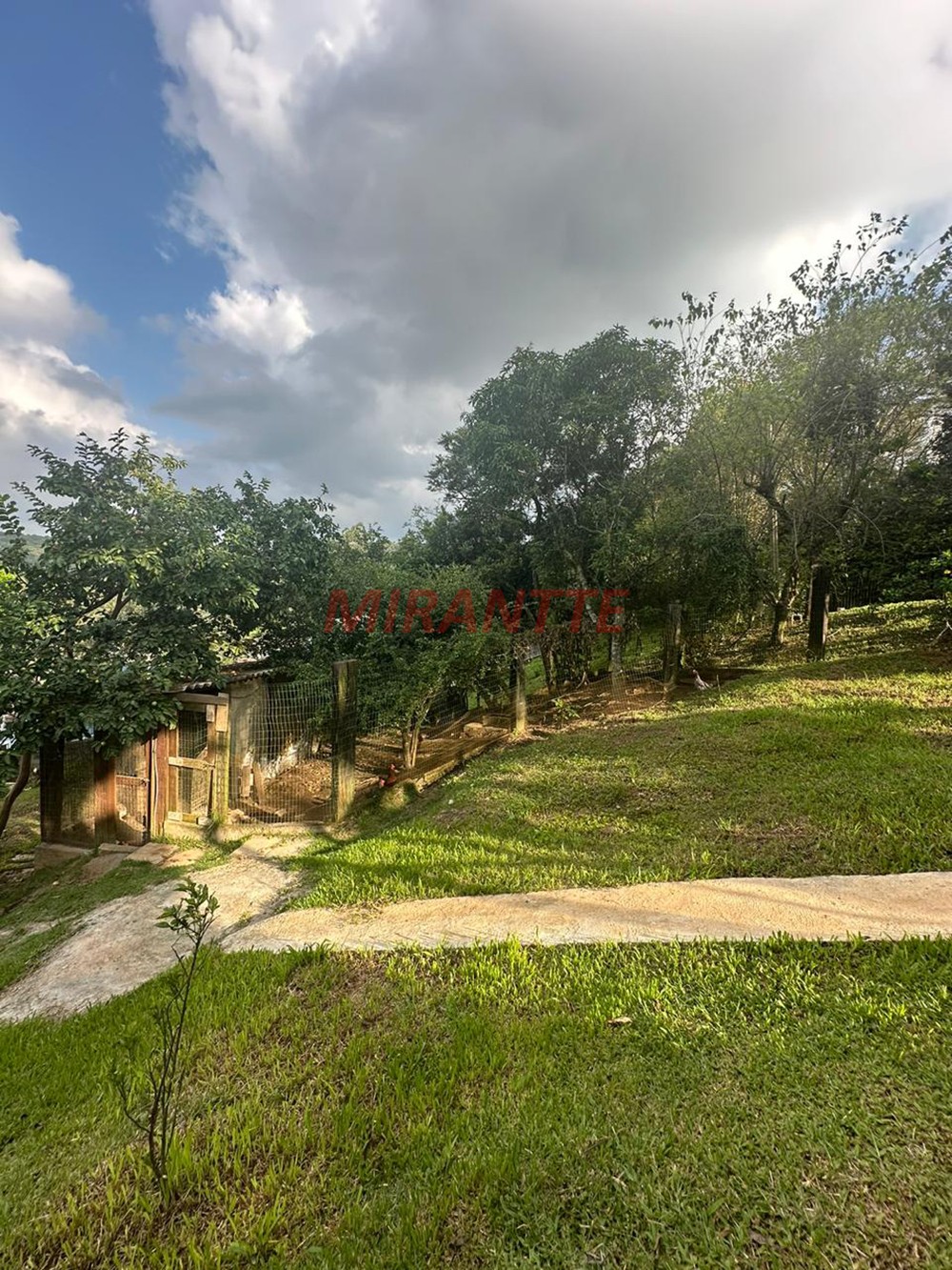 Terreno de 1112m² em Serra Da Cantareira